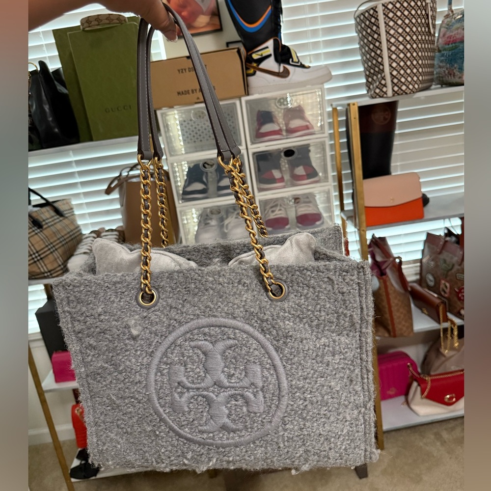 Sold! Tory Burch Ella Boucal Chain Tote